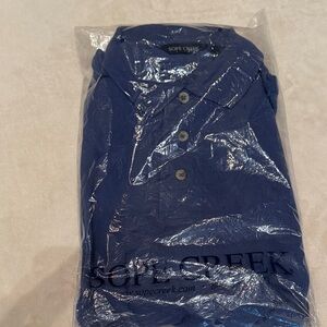 Women’s collared golf button up